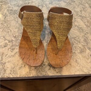 Stylish Gold Woven Sandals 7.5